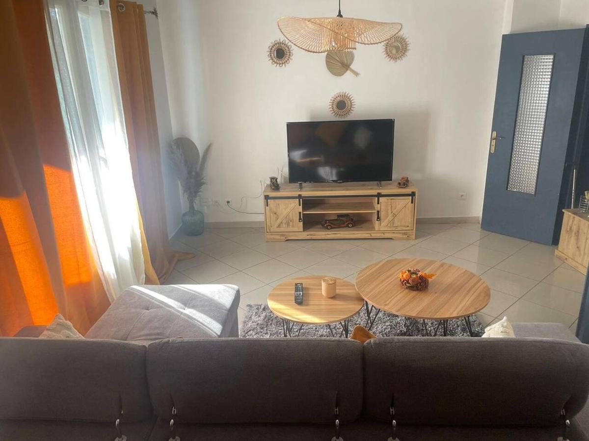 Apartment Proche Gare Tgv Nîmes